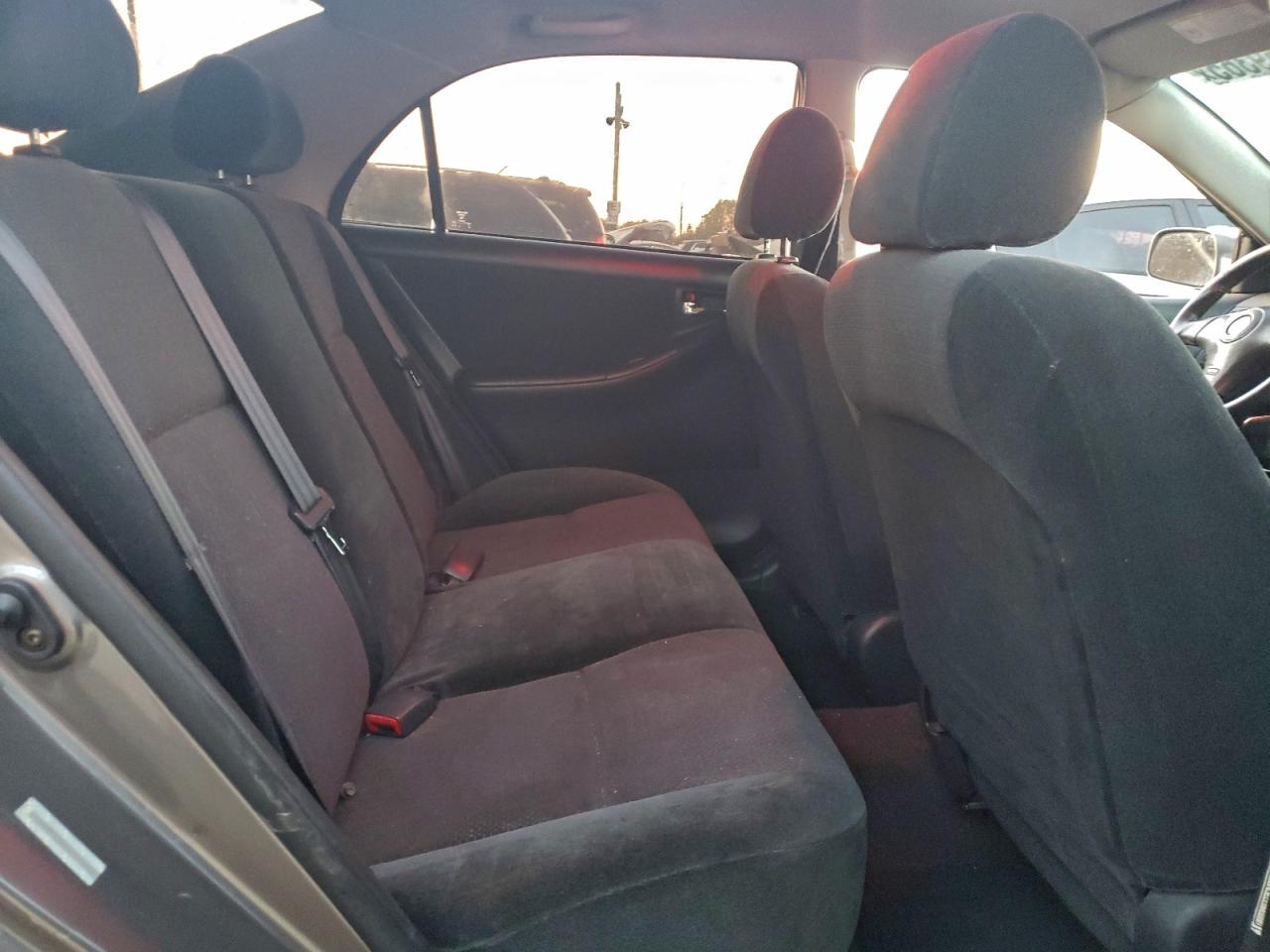 2004 TOYOTA COROLLA CE photo 37