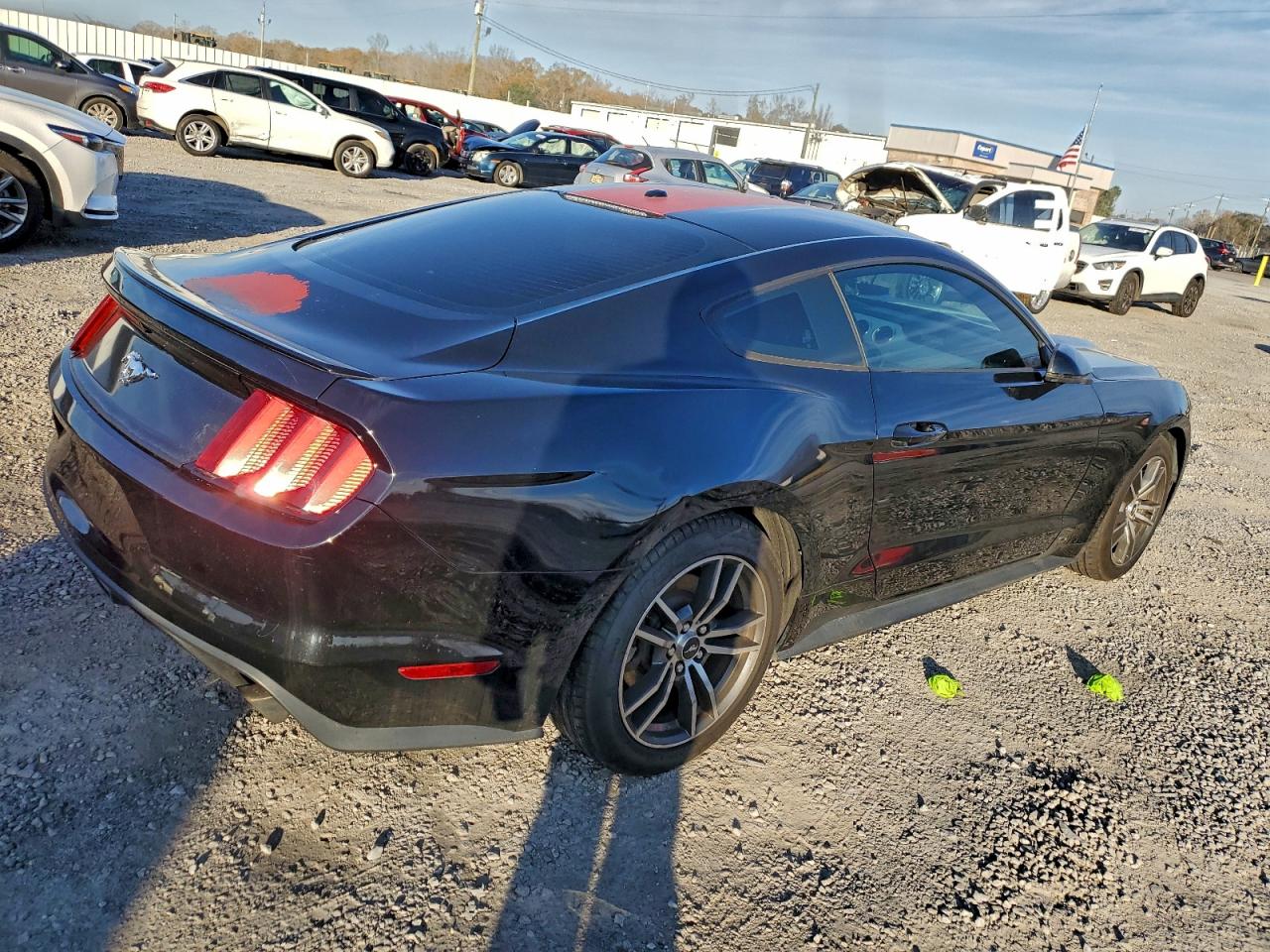 2015 FORD MUSTANG photo 5