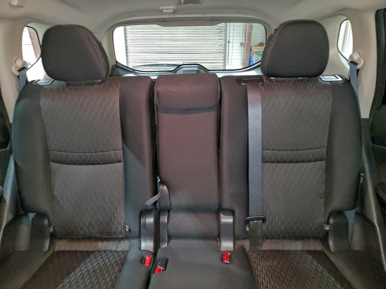 2018 NISSAN ROGUE S photo 28
