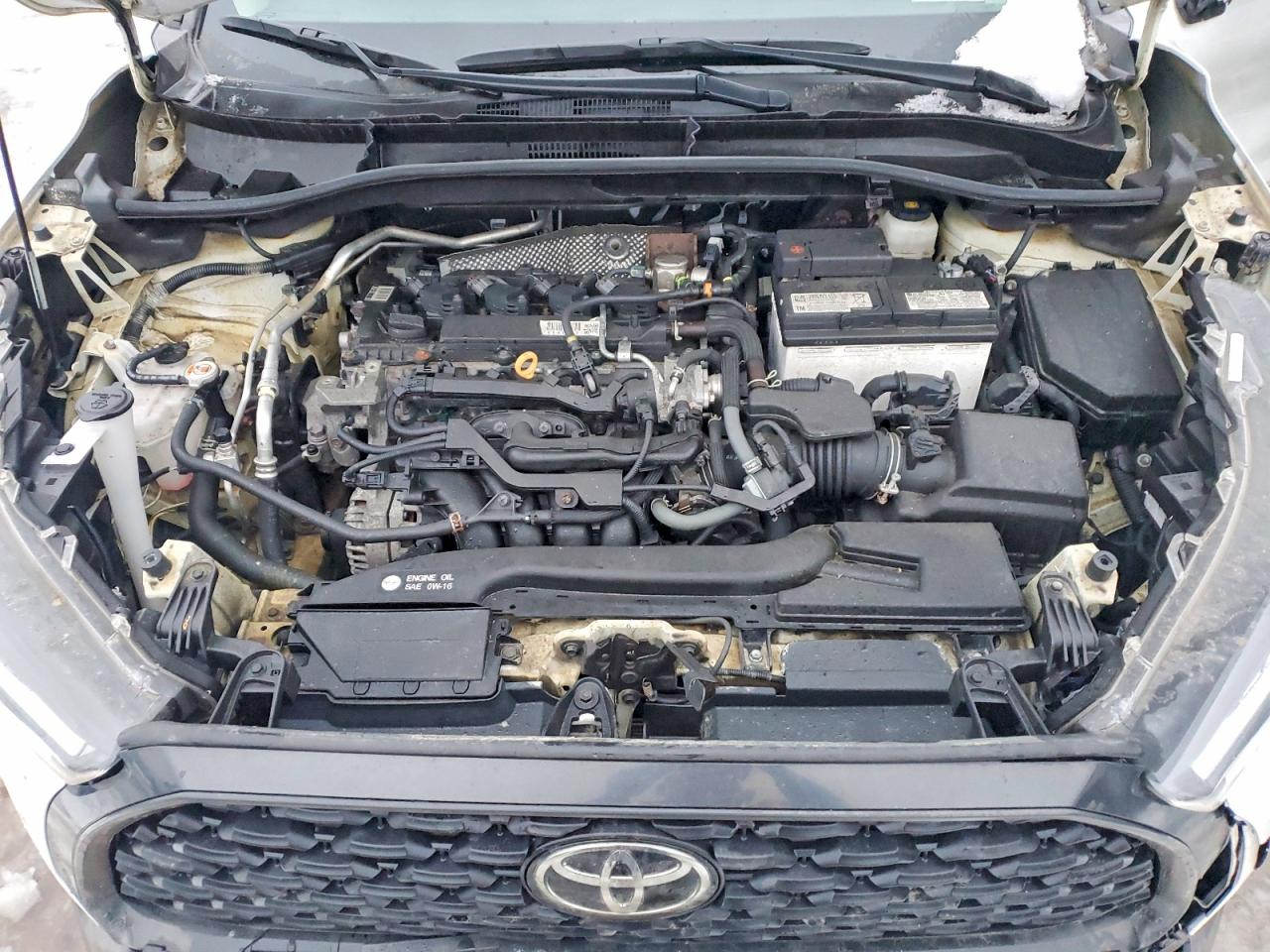 2022 TOYOTA COROLLA CROSS LE photo 12