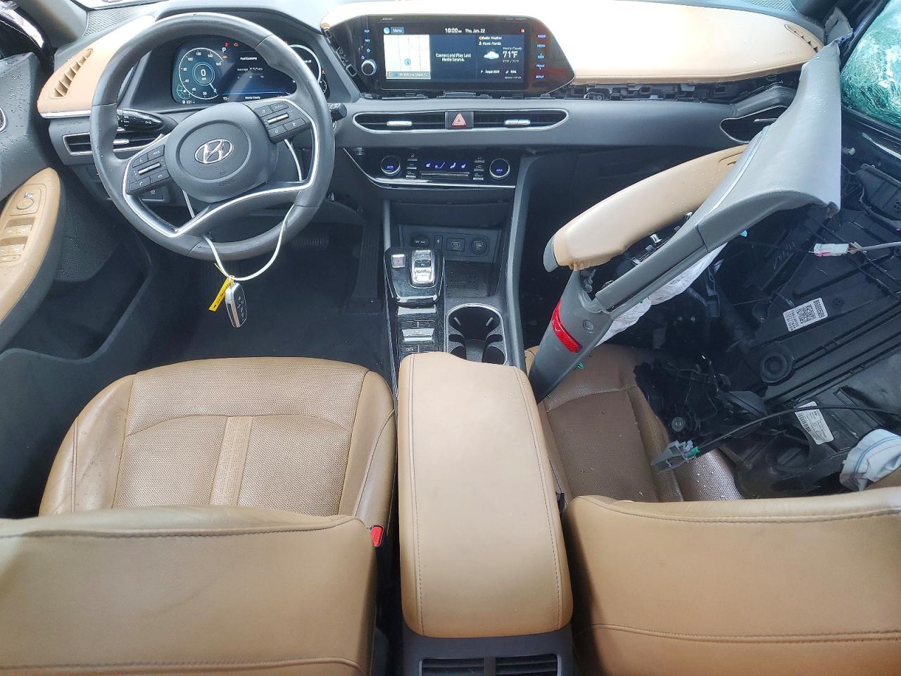 2020 HYUNDAI SONATA SEL photo 8