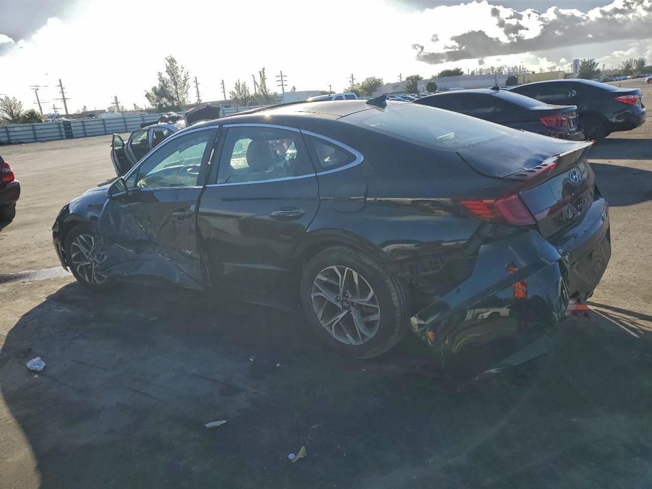 2020 HYUNDAI SONATA SEL photo 2