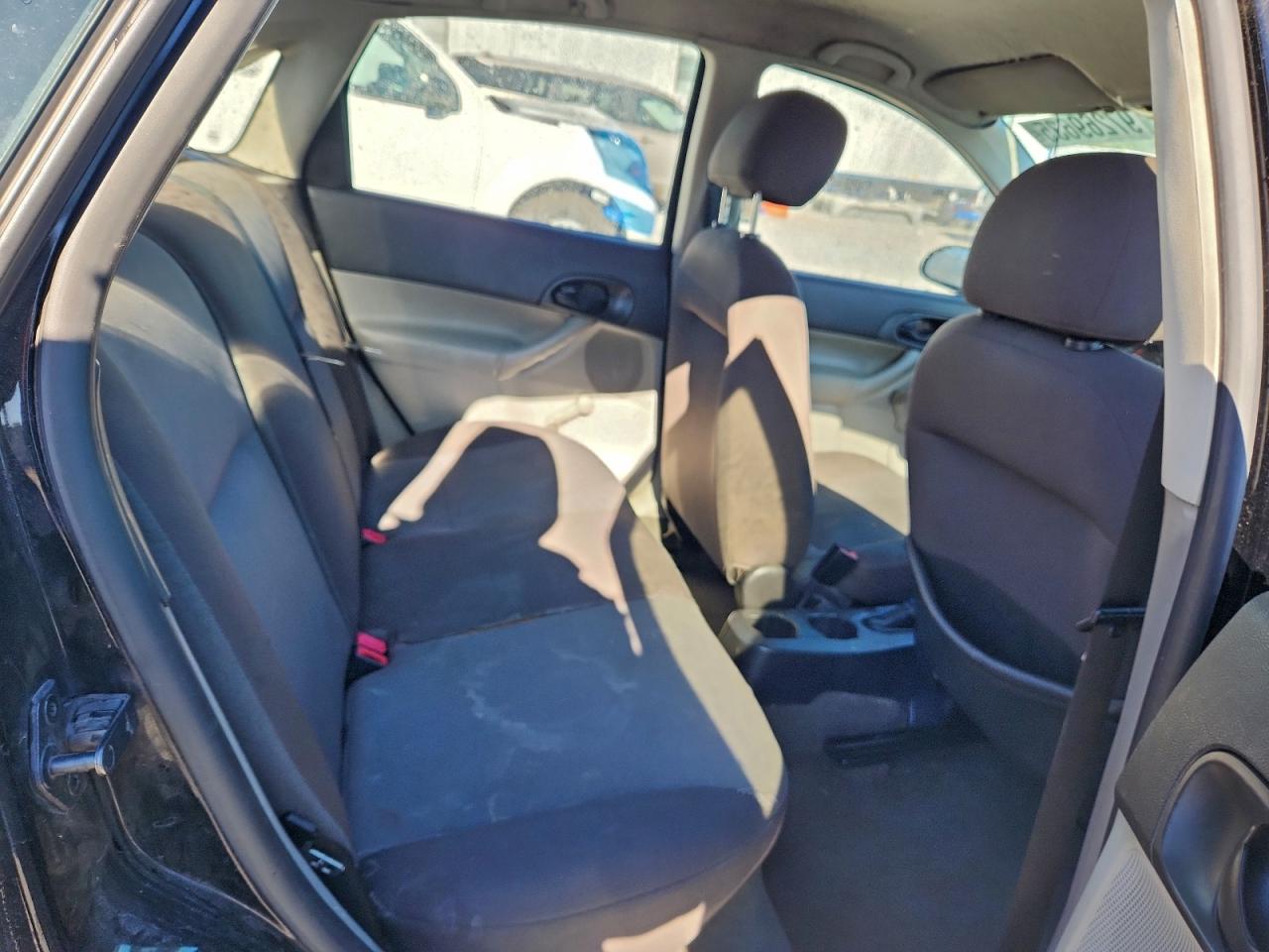 2007 FORD FOCUS ZX4 photo 28