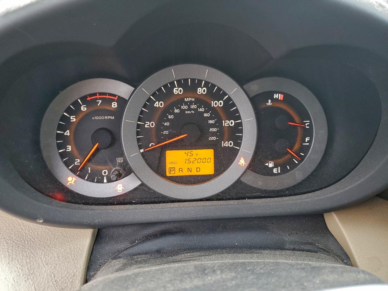 2011 TOYOTA RAV4 photo 9