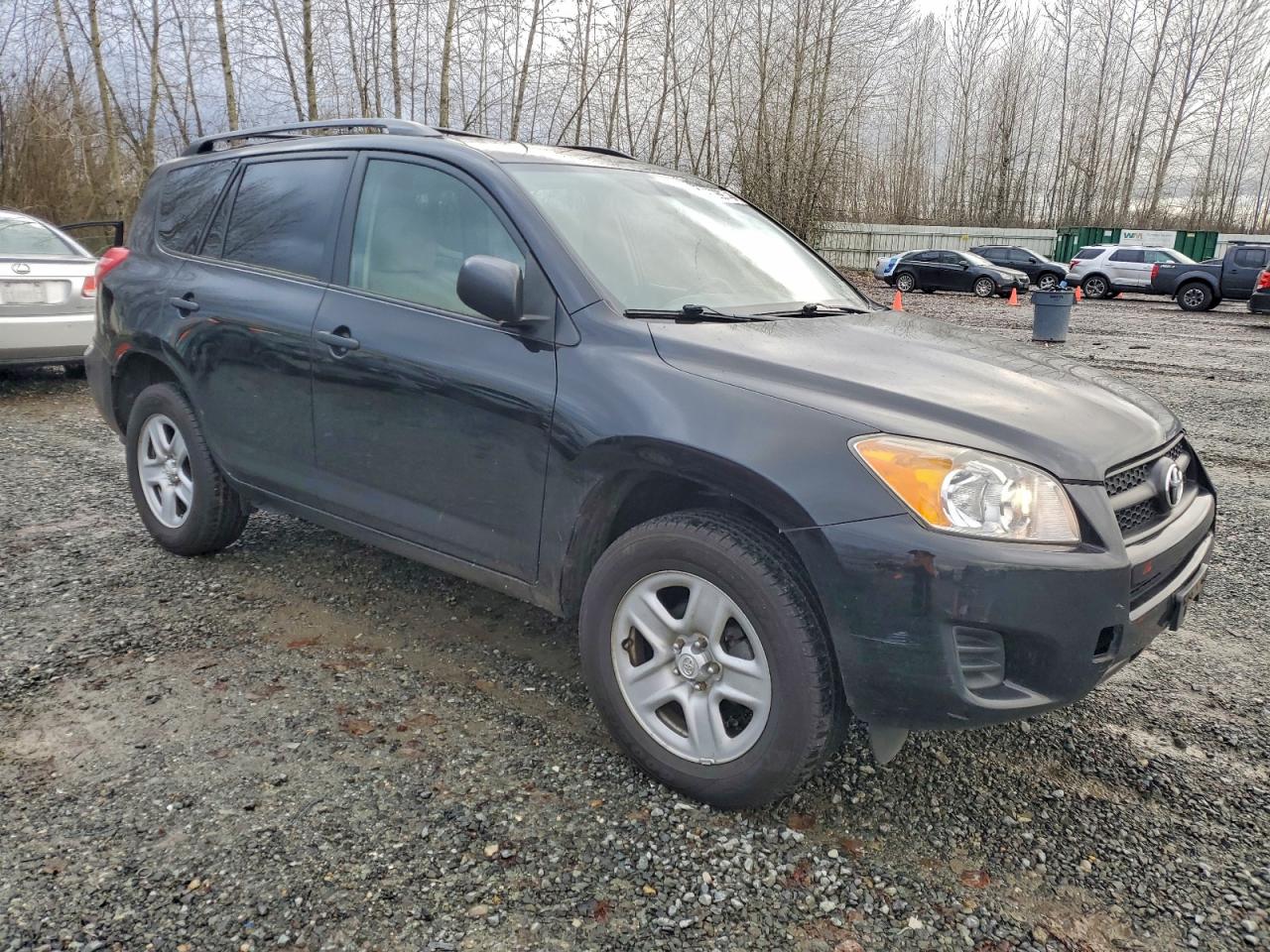 2011 TOYOTA RAV4 photo 4