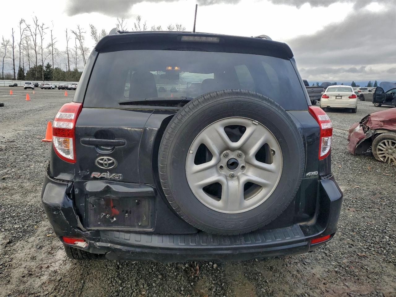 2011 TOYOTA RAV4 photo 6
