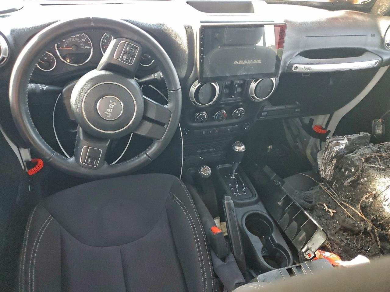 2018 JEEP WRANGLER UNLIMITED SAHARA photo 8