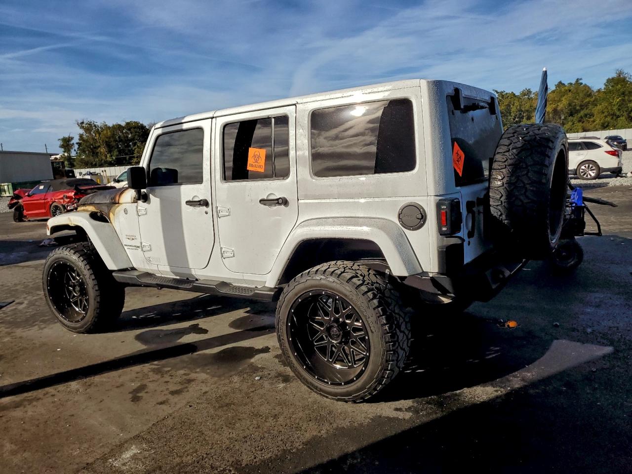 2018 JEEP WRANGLER UNLIMITED SAHARA photo 2