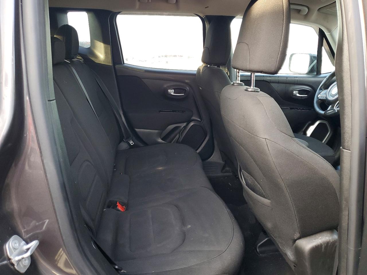 2019 JEEP RENEGADE LATITUDE photo 11