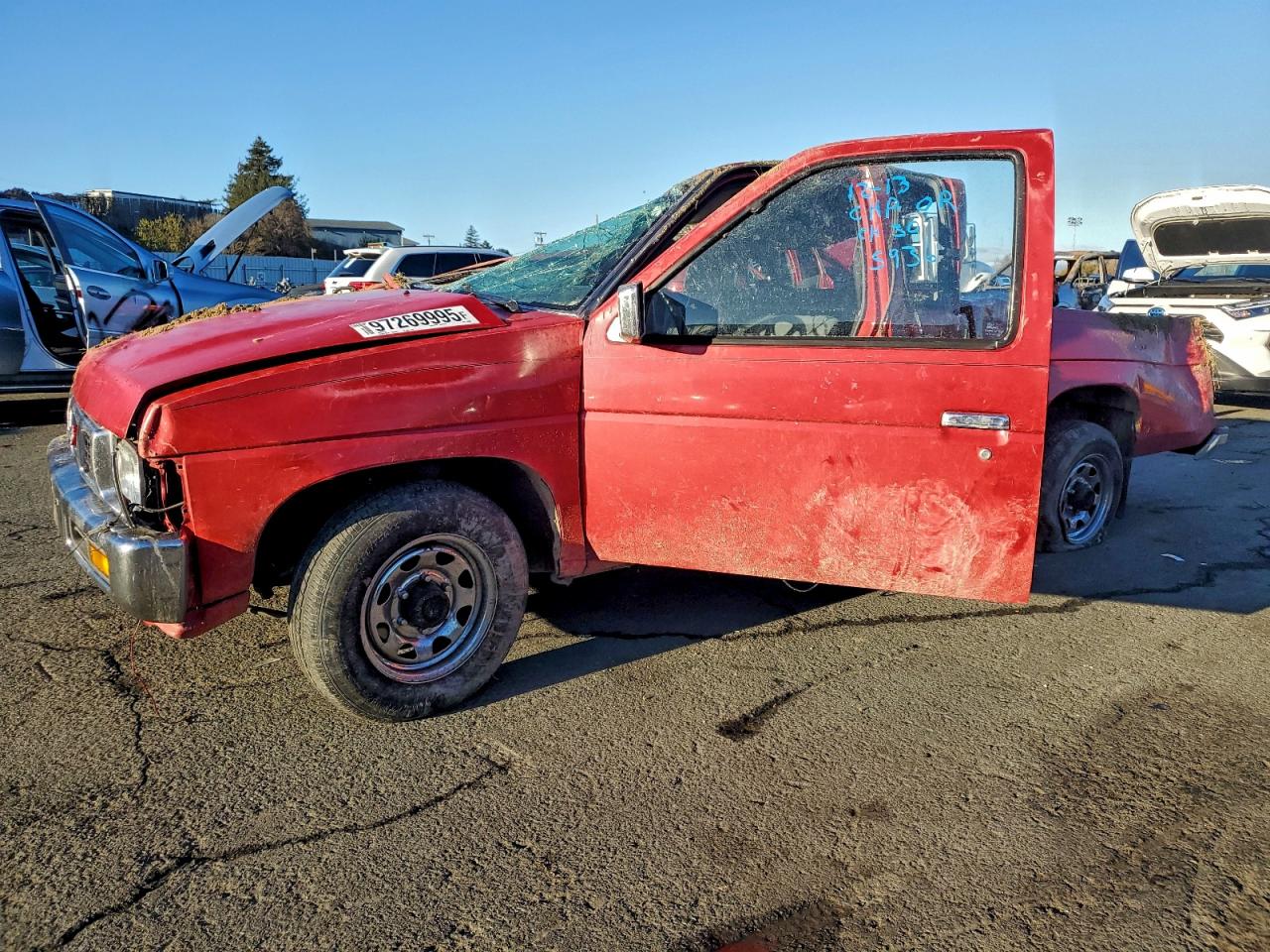 1995 NISSAN TRUCK