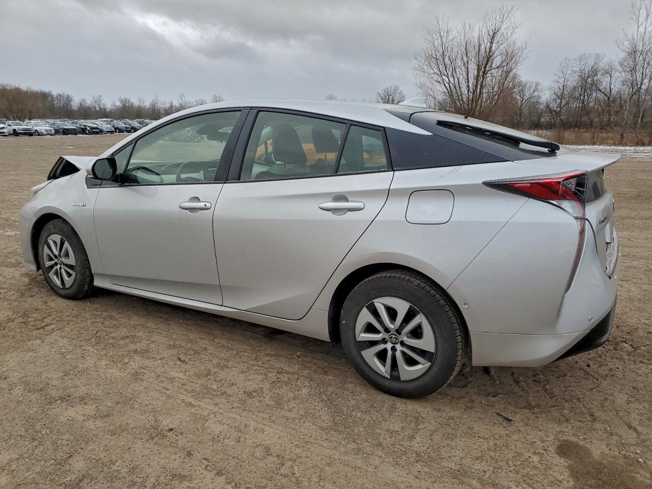 2018 TOYOTA PRIUS photo 3
