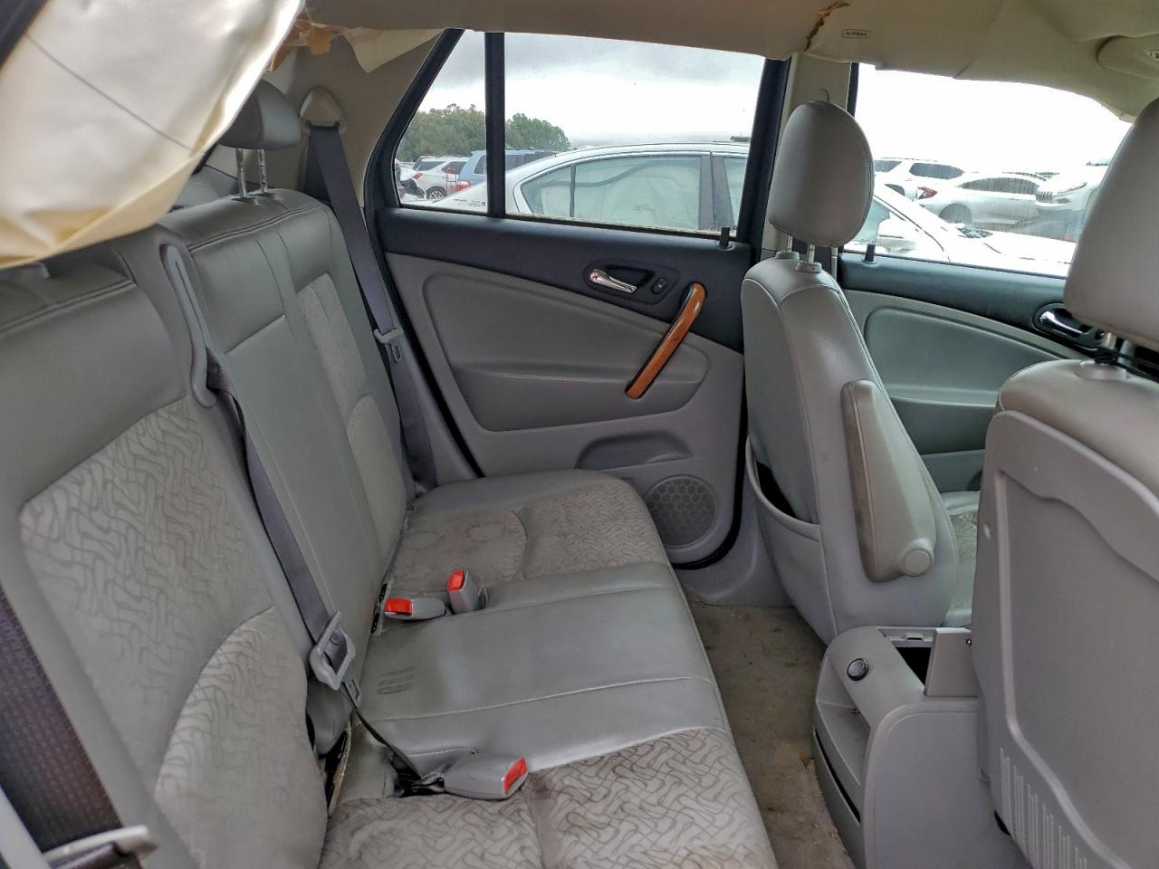 2007 SATURN VUE photo 10