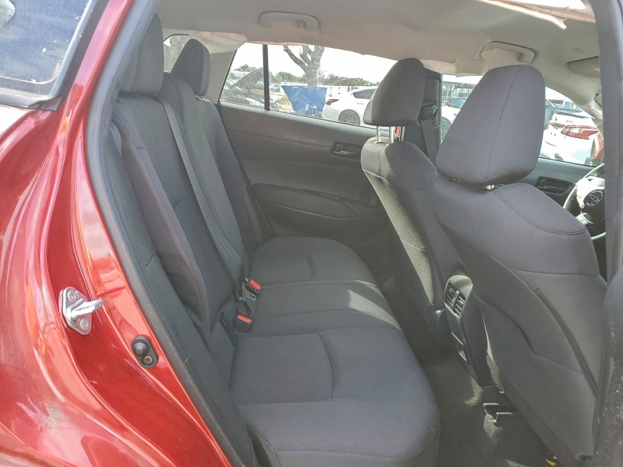 2024 TOYOTA COROLLA CROSS LE photo 21