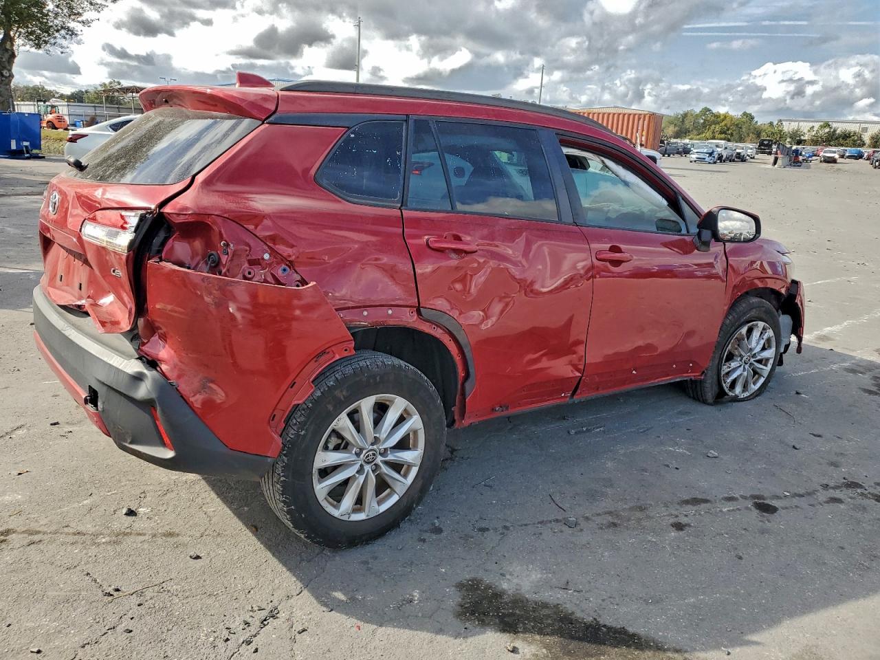 2024 TOYOTA COROLLA CROSS LE photo 5