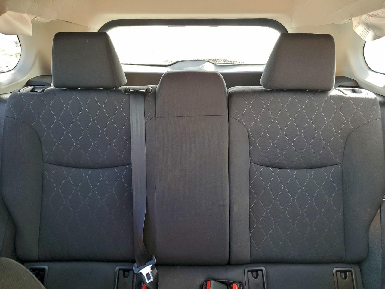2024 TOYOTA COROLLA CROSS LE photo 19