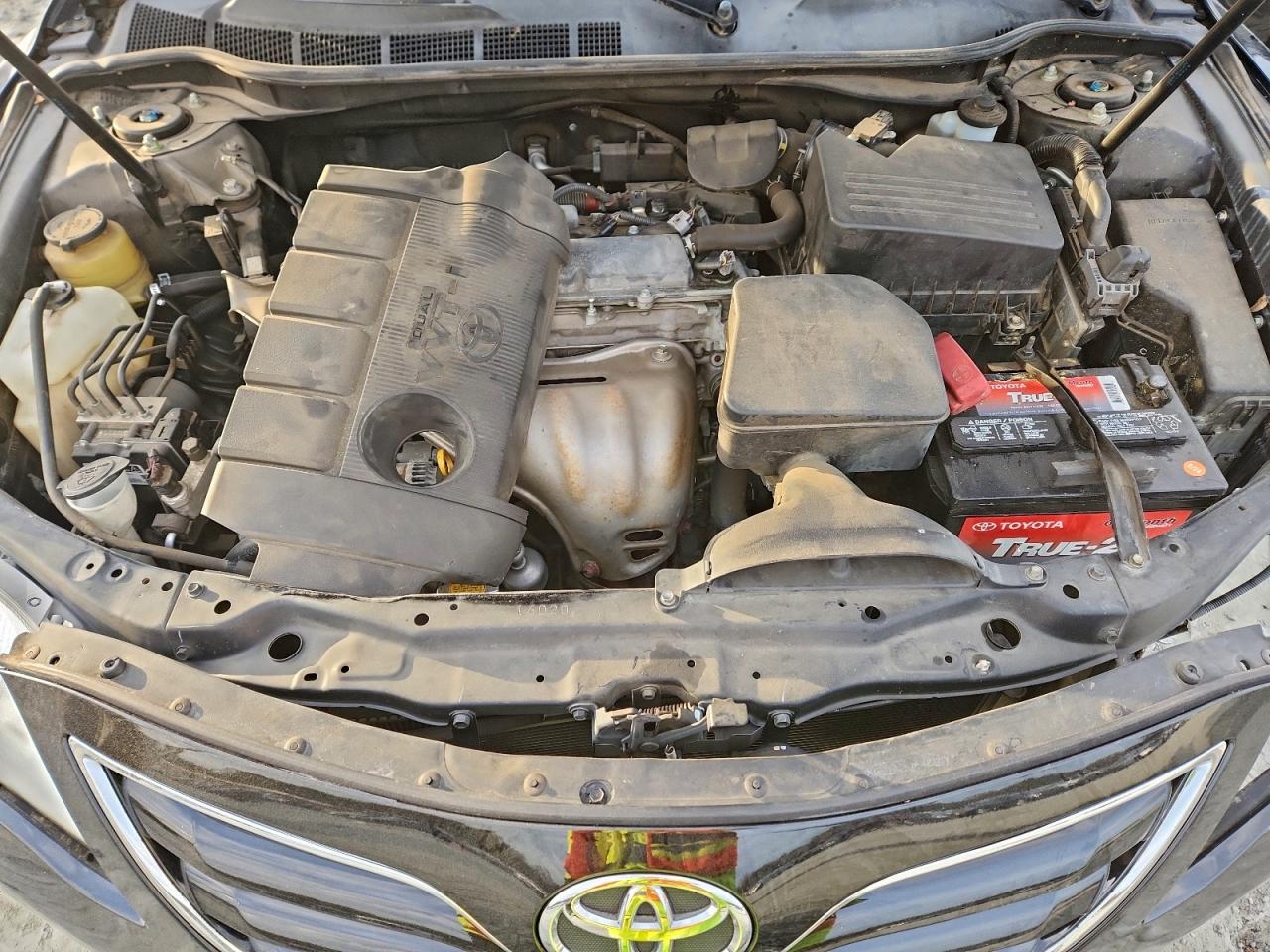 2011 TOYOTA CAMRY BASE photo 21