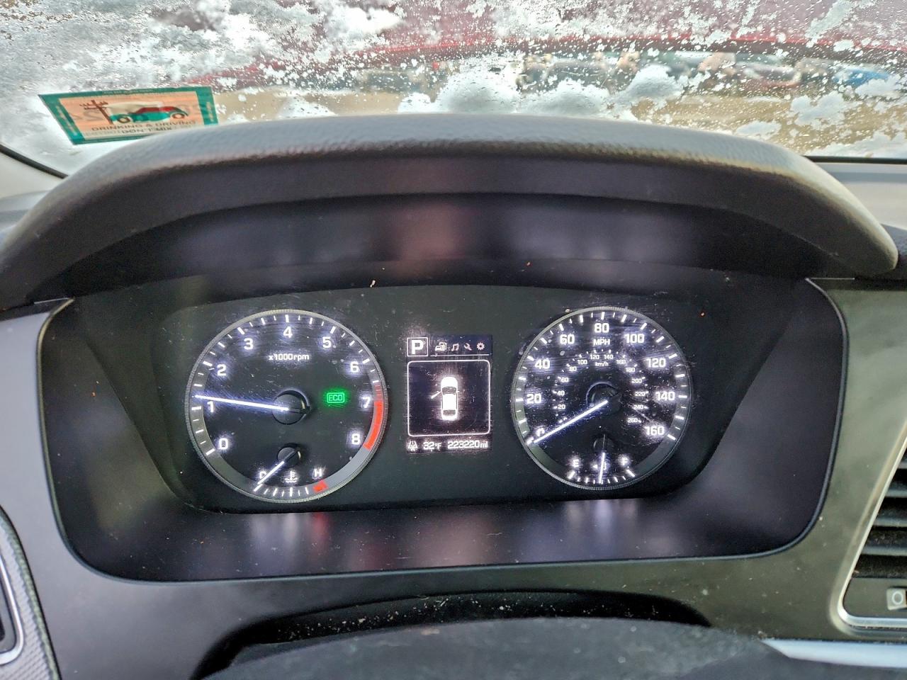 2015 HYUNDAI SONATA SE photo 25