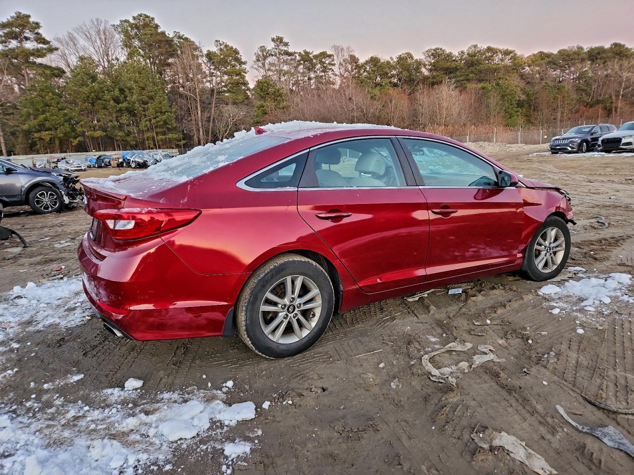 2015 HYUNDAI SONATA SE photo 7