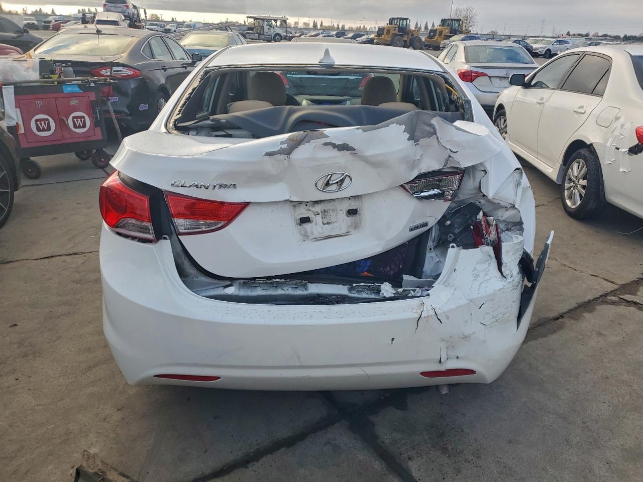 2013 HYUNDAI ELANTRA LIMITED photo 11
