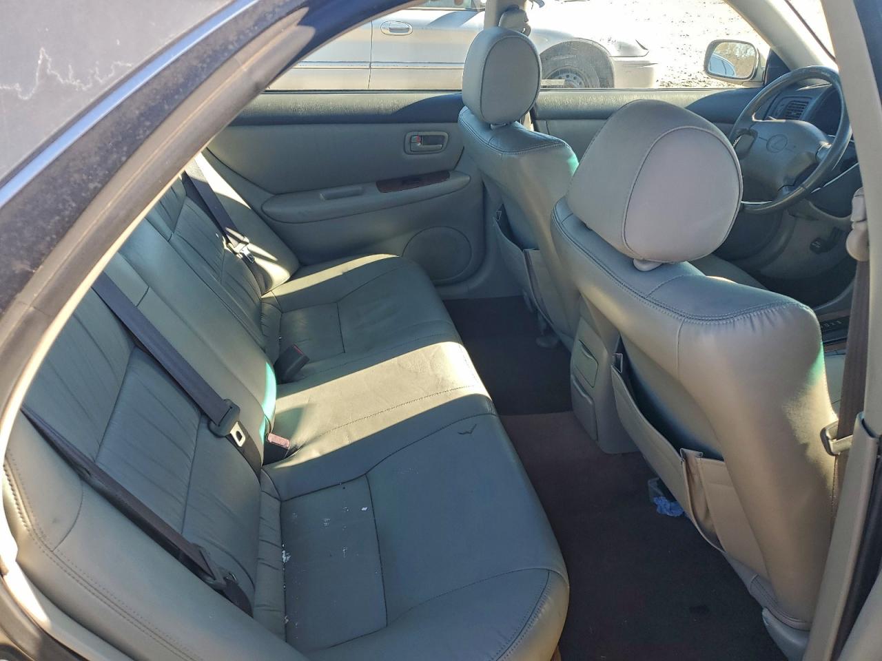 1999 LEXUS ES 300 photo 28