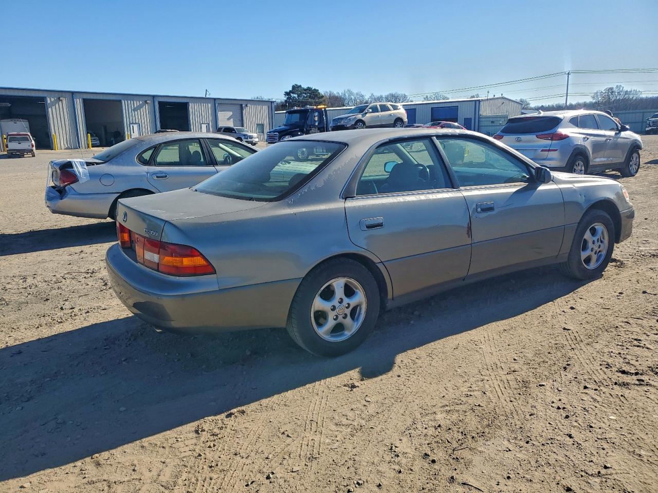 1999 LEXUS ES 300 photo 7