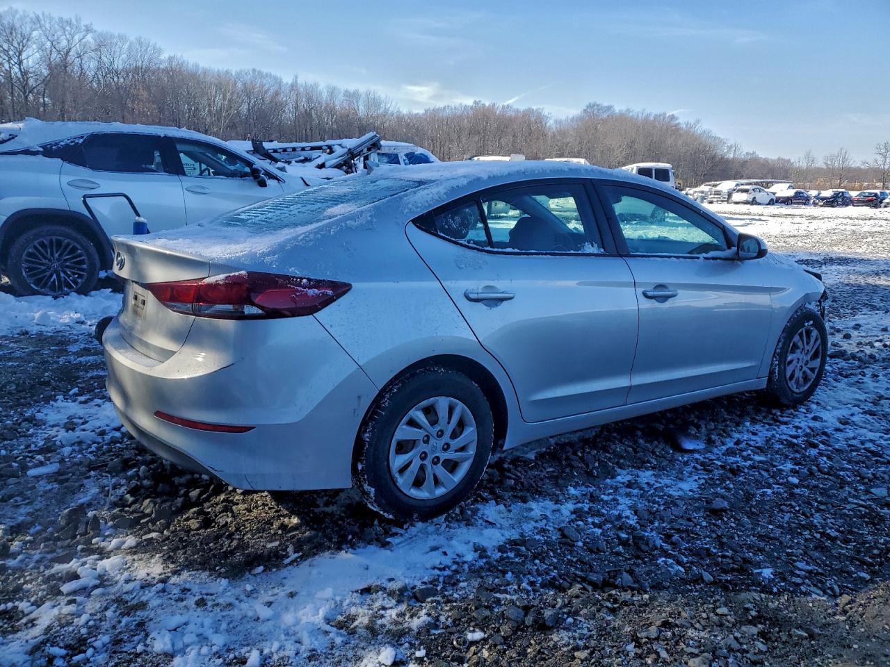 2017 HYUNDAI ELANTRA SE photo 5