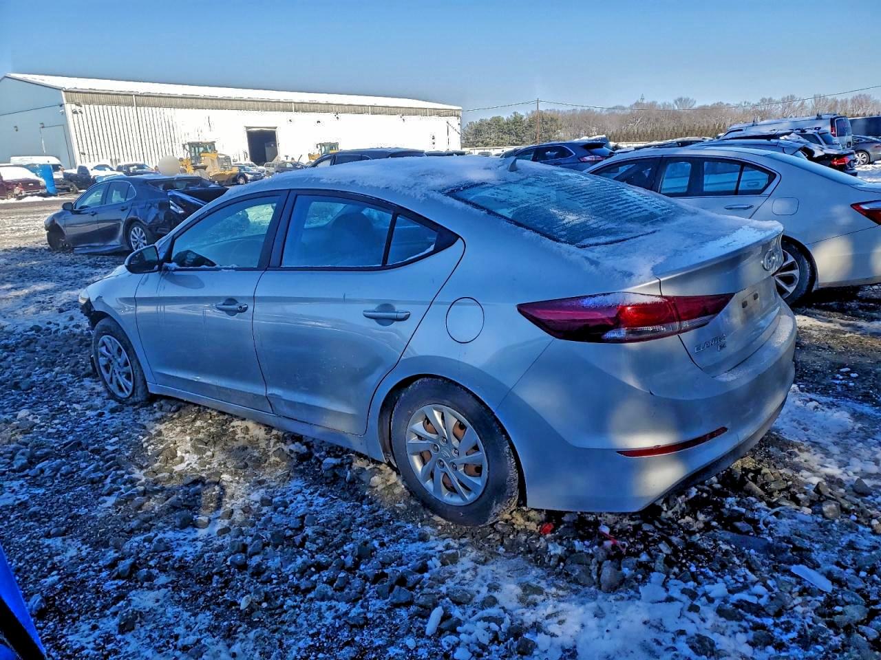 2017 HYUNDAI ELANTRA SE photo 3