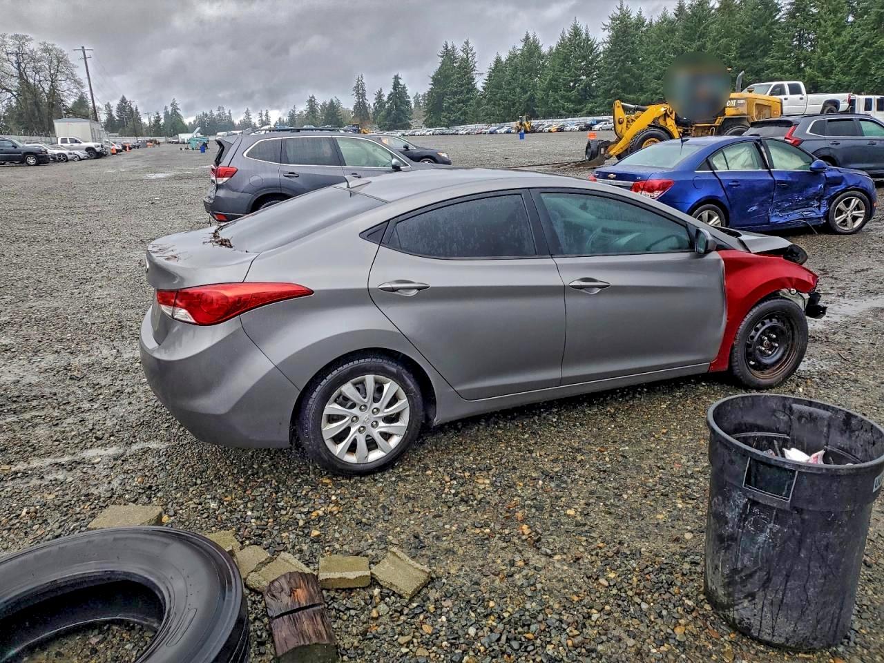 2013 HYUNDAI ELANTRA GLS photo 5
