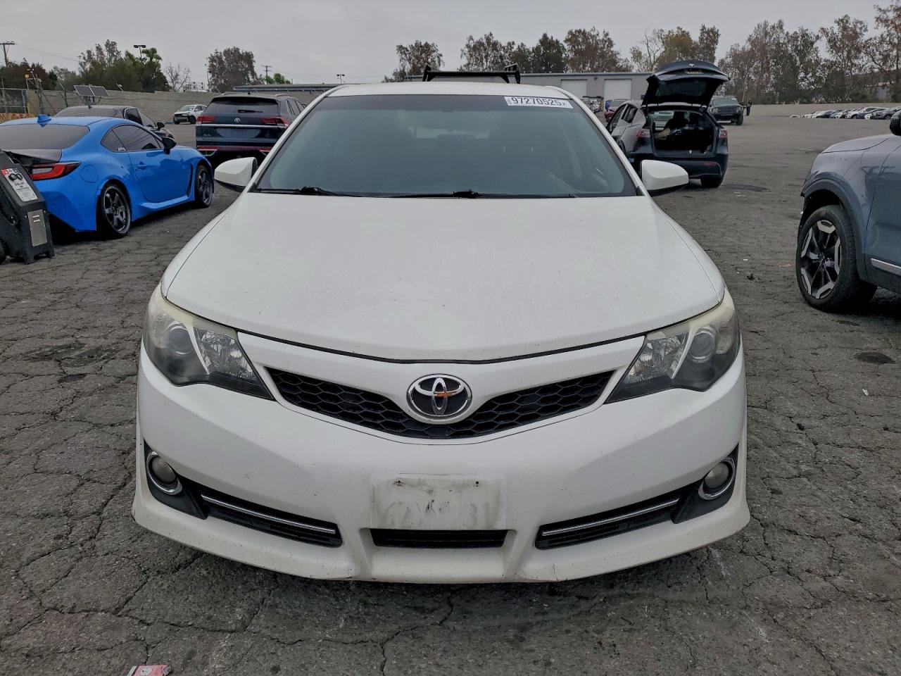 2013 TOYOTA CAMRY L photo 13