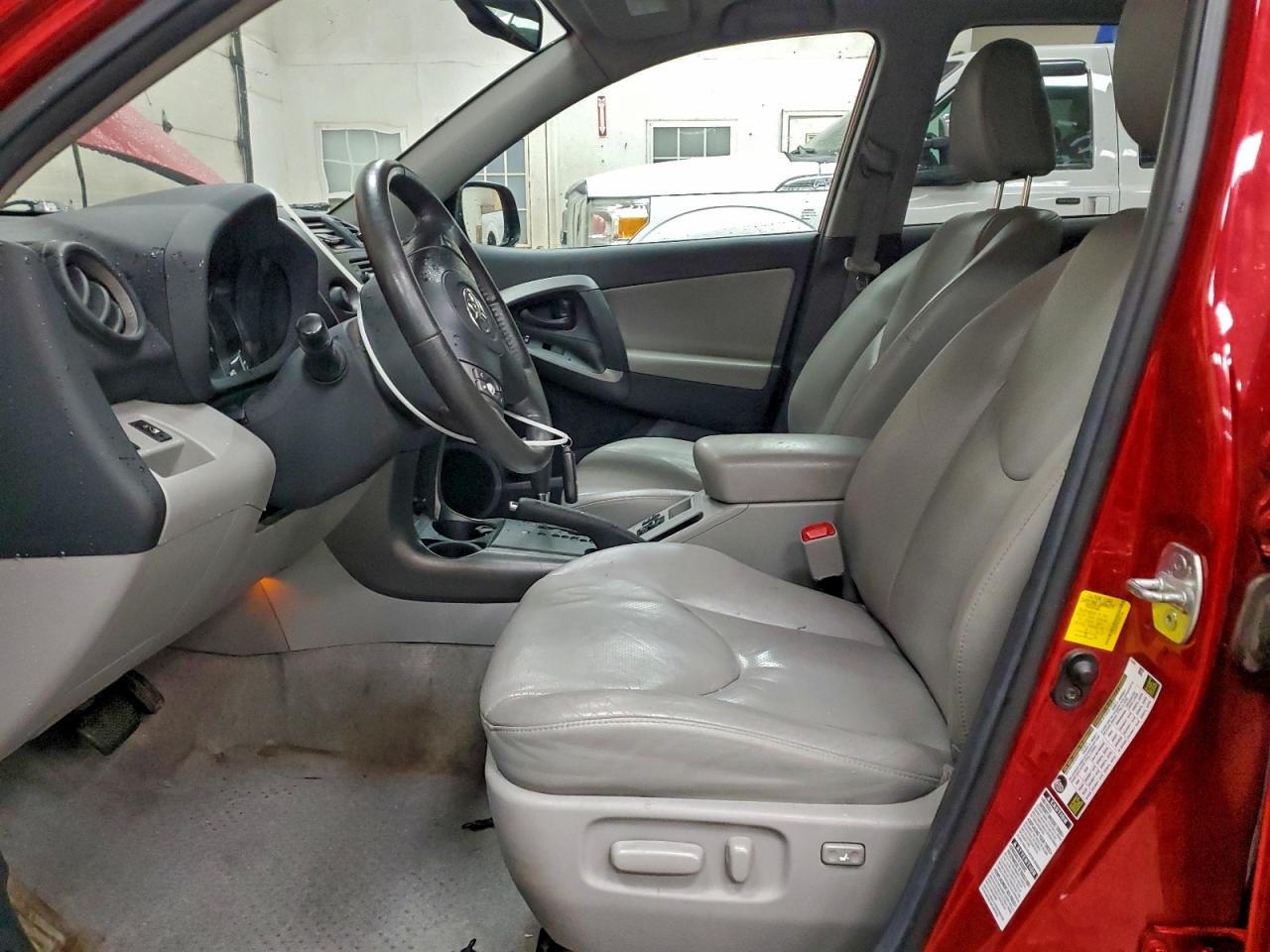 2012 TOYOTA RAV4 LIMITED photo 7