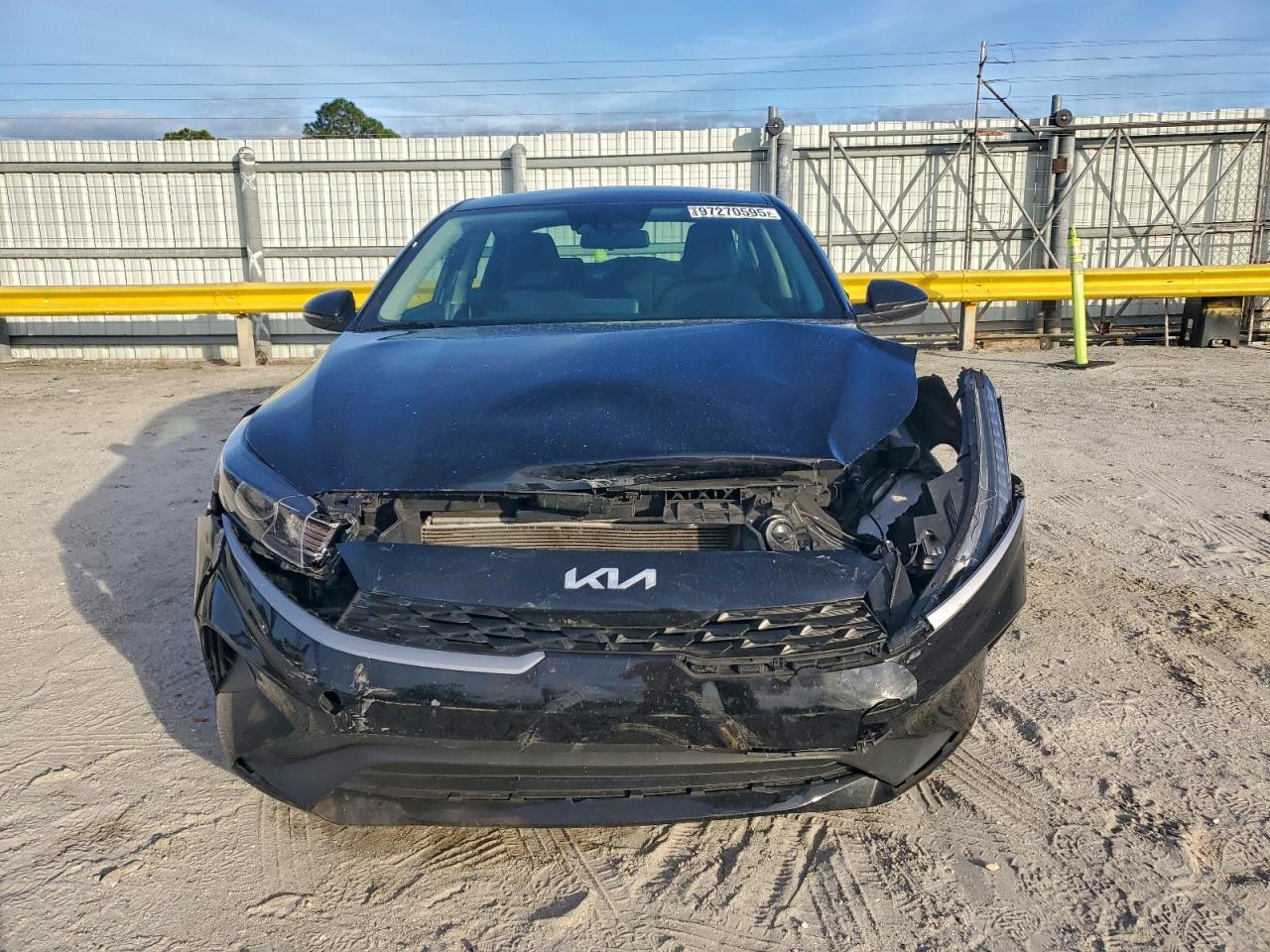 2023 KIA FORTE LX photo 9