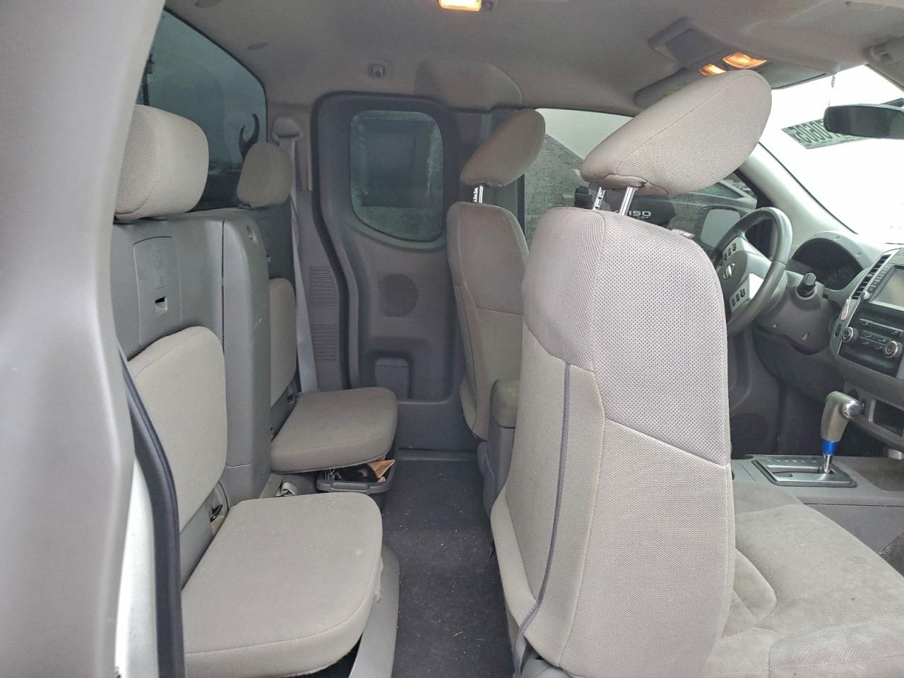 2019 NISSAN FRONTIER S photo 19