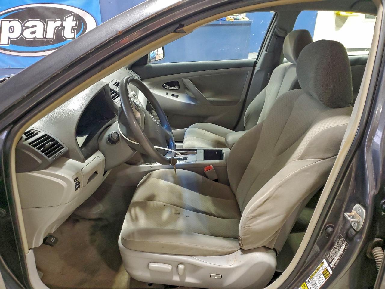 2009 TOYOTA CAMRY BASE photo 7