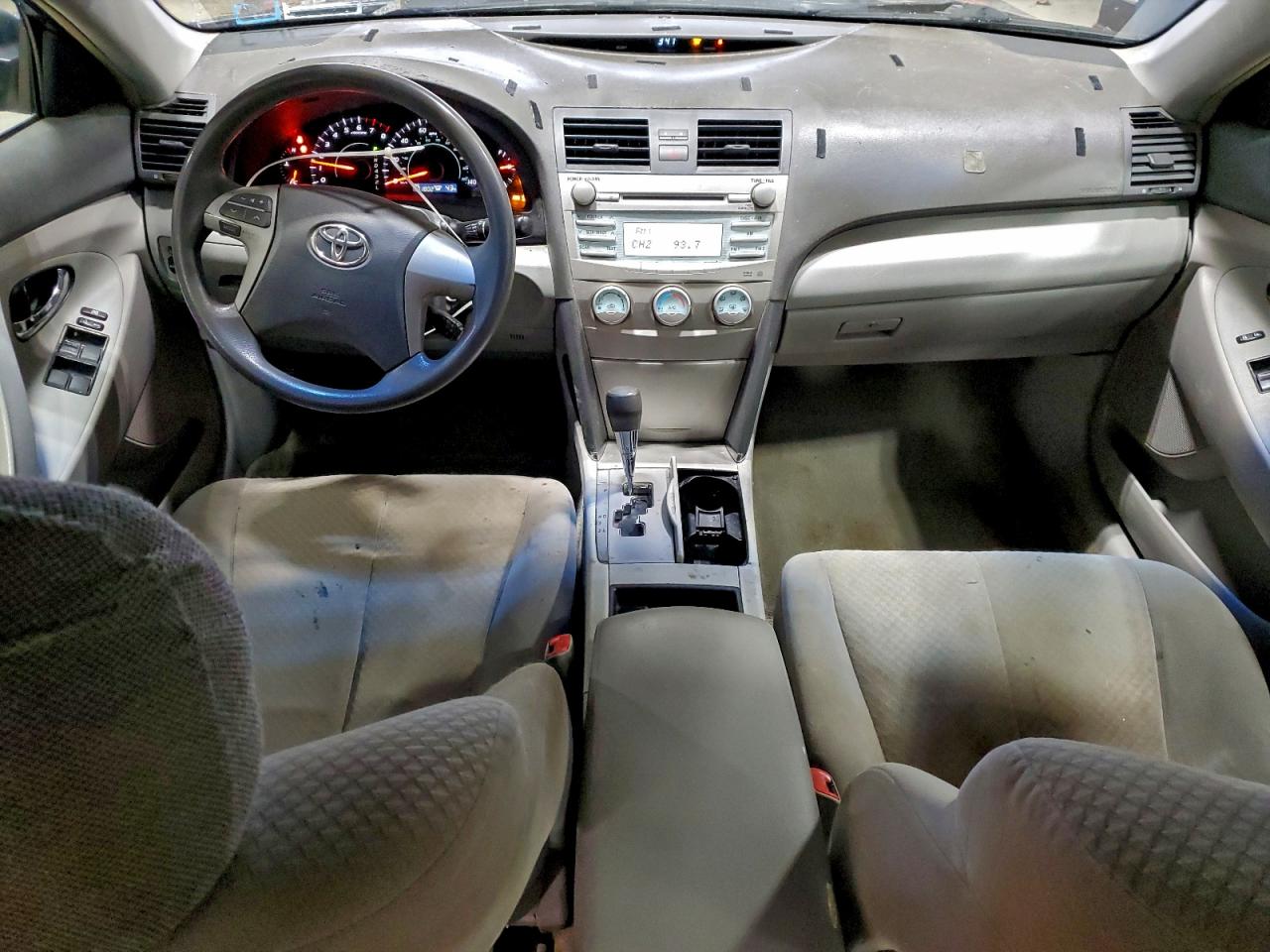 2009 TOYOTA CAMRY BASE photo 8