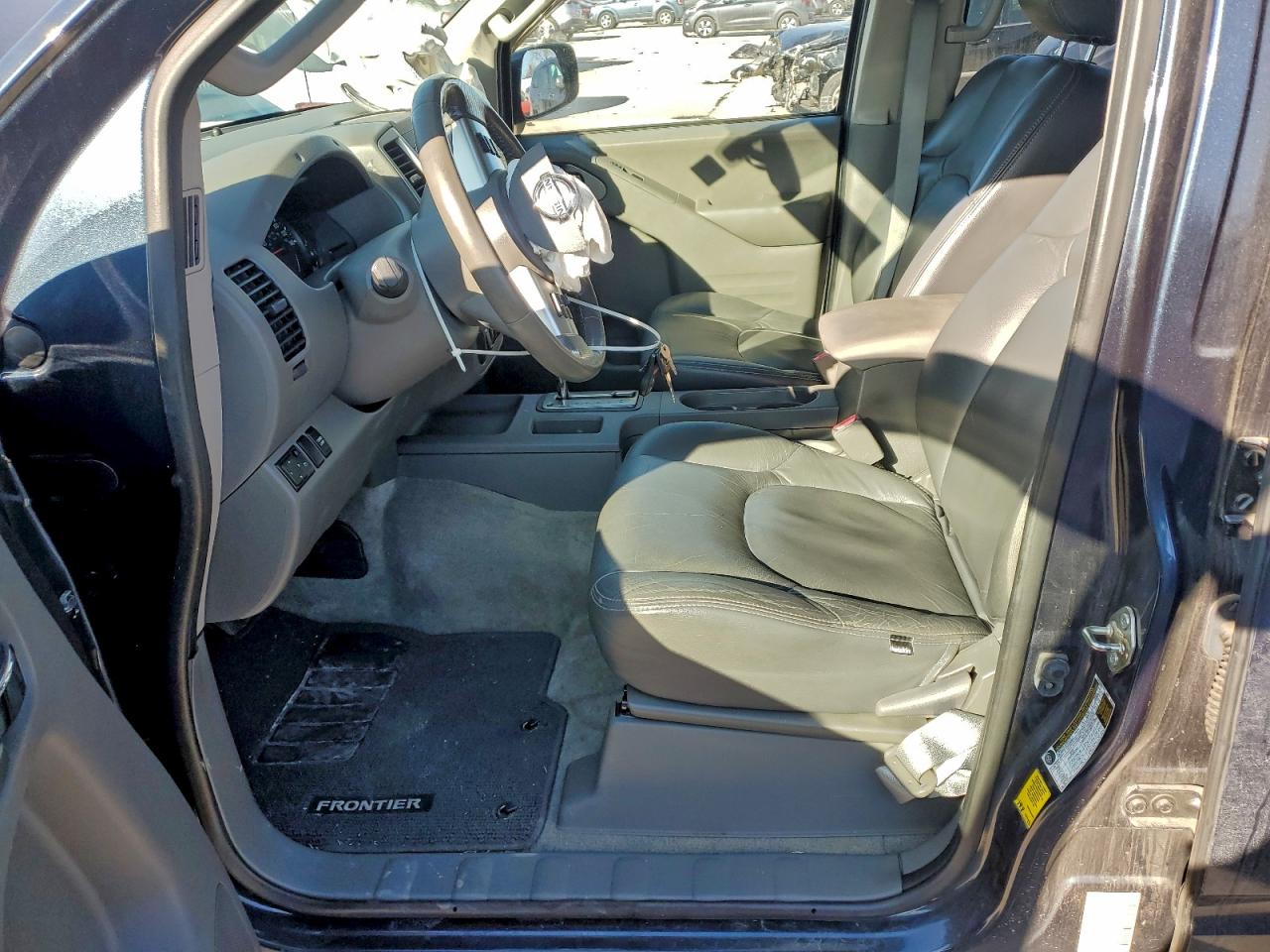 2017 NISSAN FRONTIER S photo 7