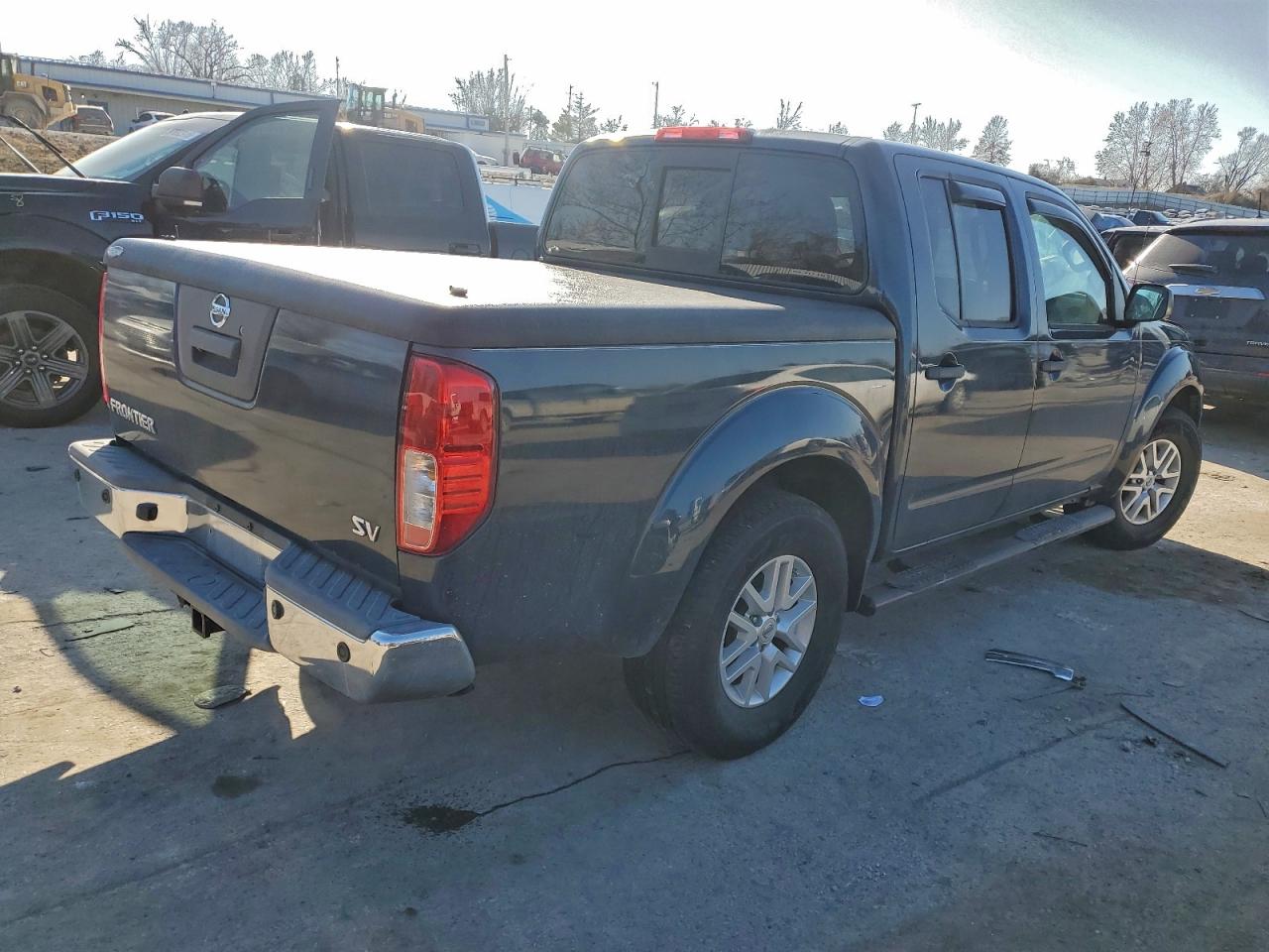 2017 NISSAN FRONTIER S photo 3
