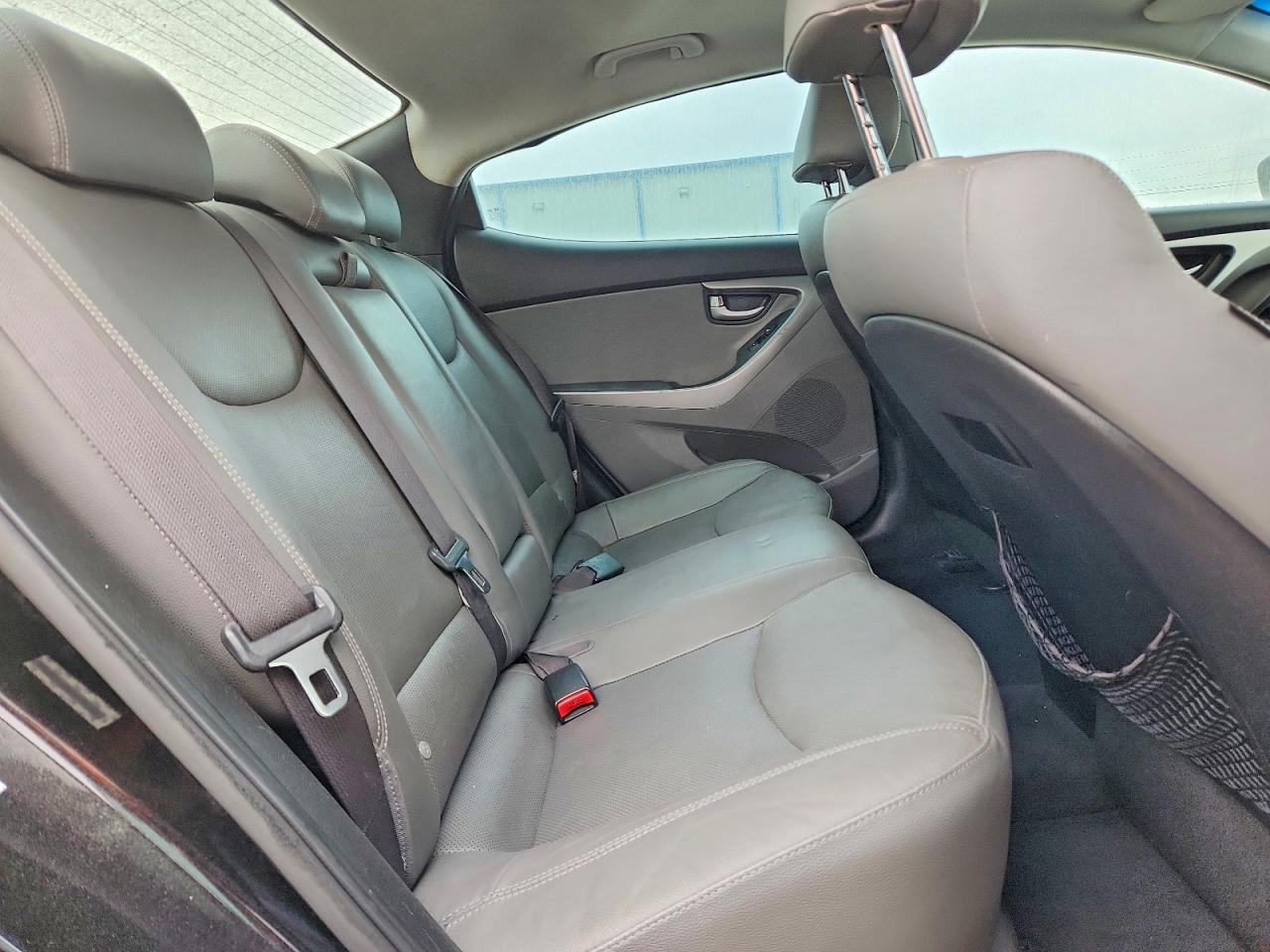 2014 HYUNDAI ELANTRA SE photo 10
