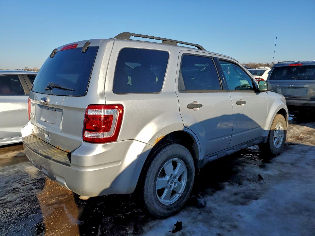 2012 FORD ESCAPE XLT photo 7