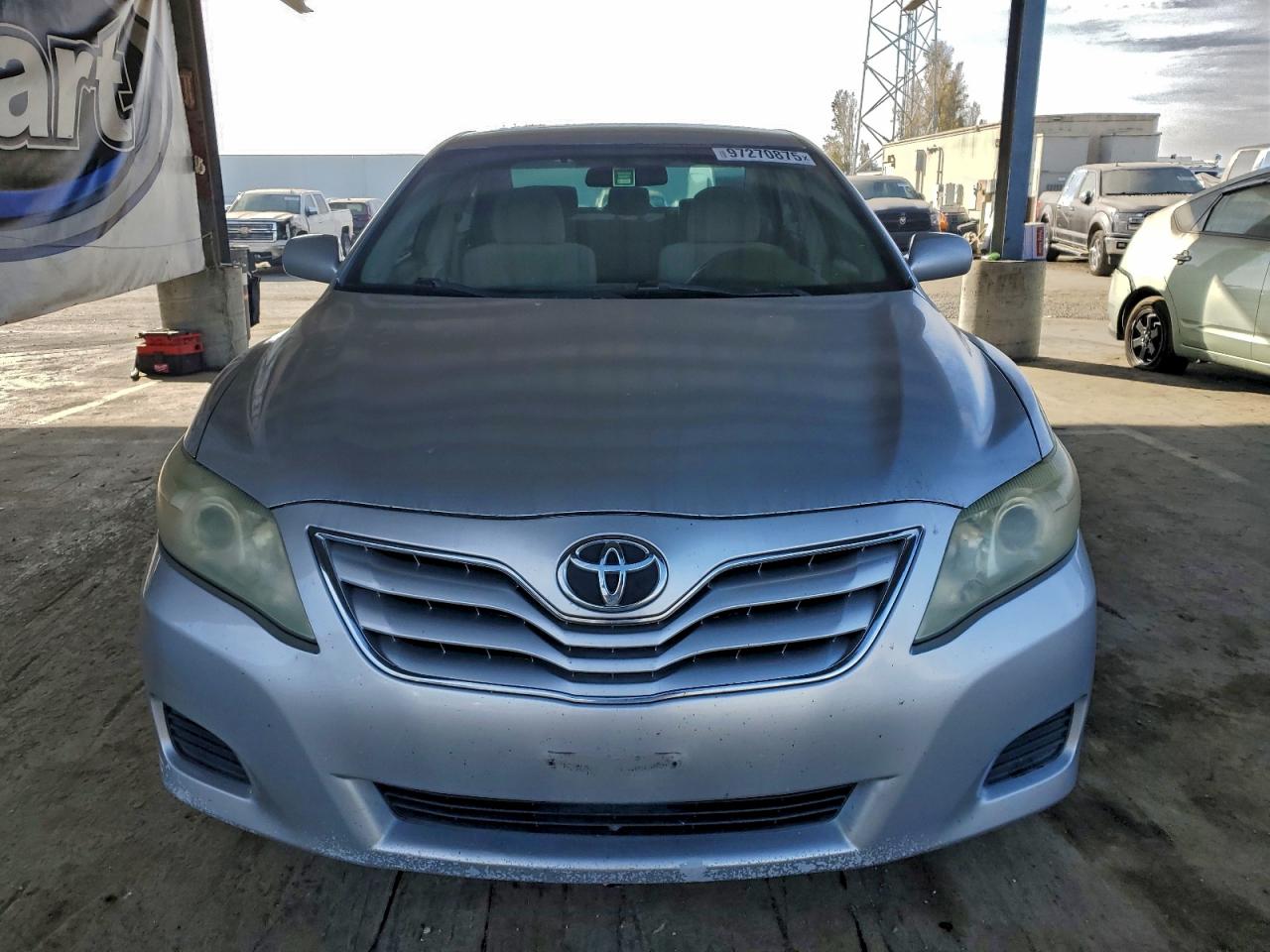 2011 TOYOTA CAMRY BASE photo 5