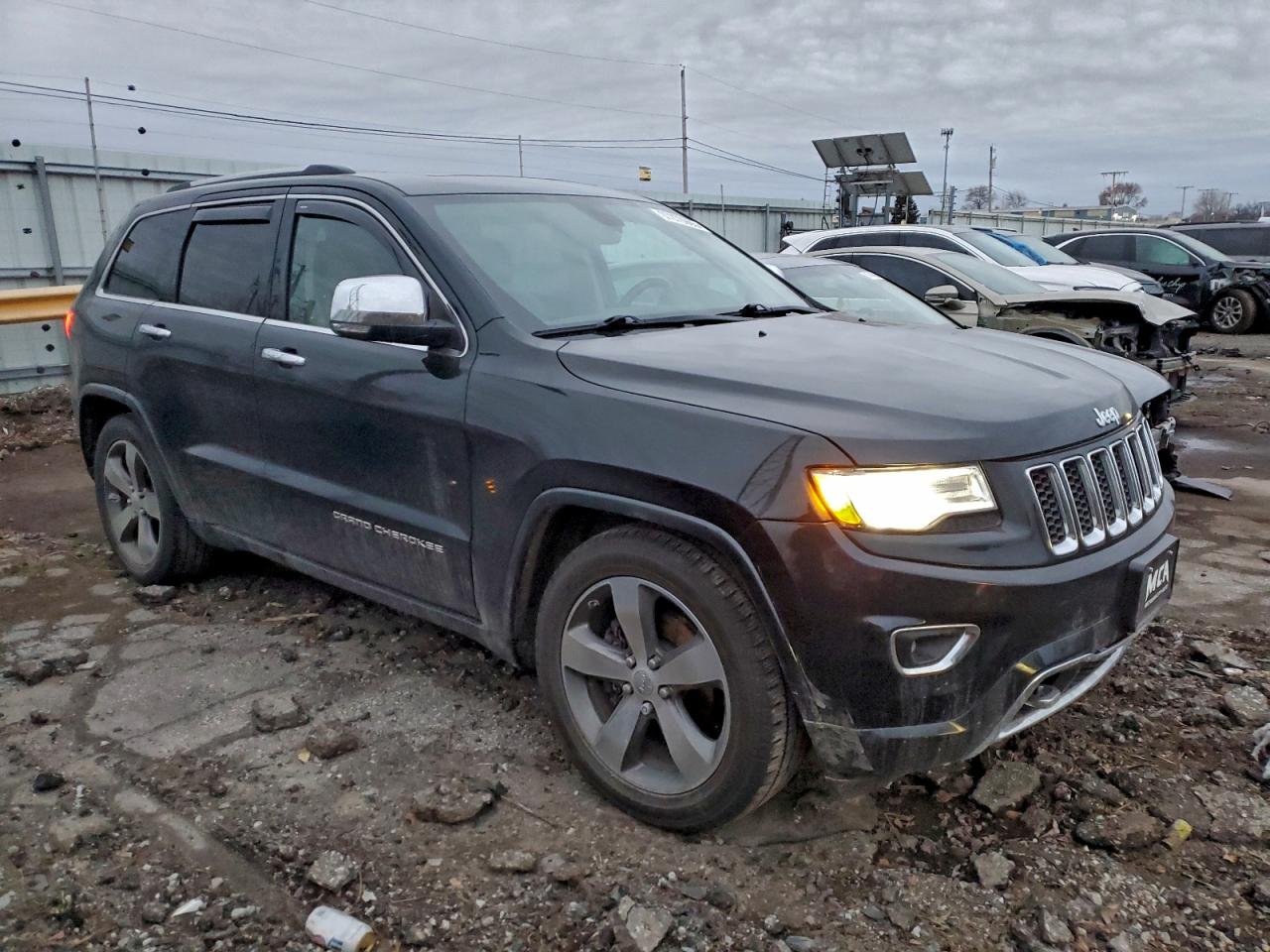 2015 JEEP GRAND CHEROKEE OVERLAND photo 4