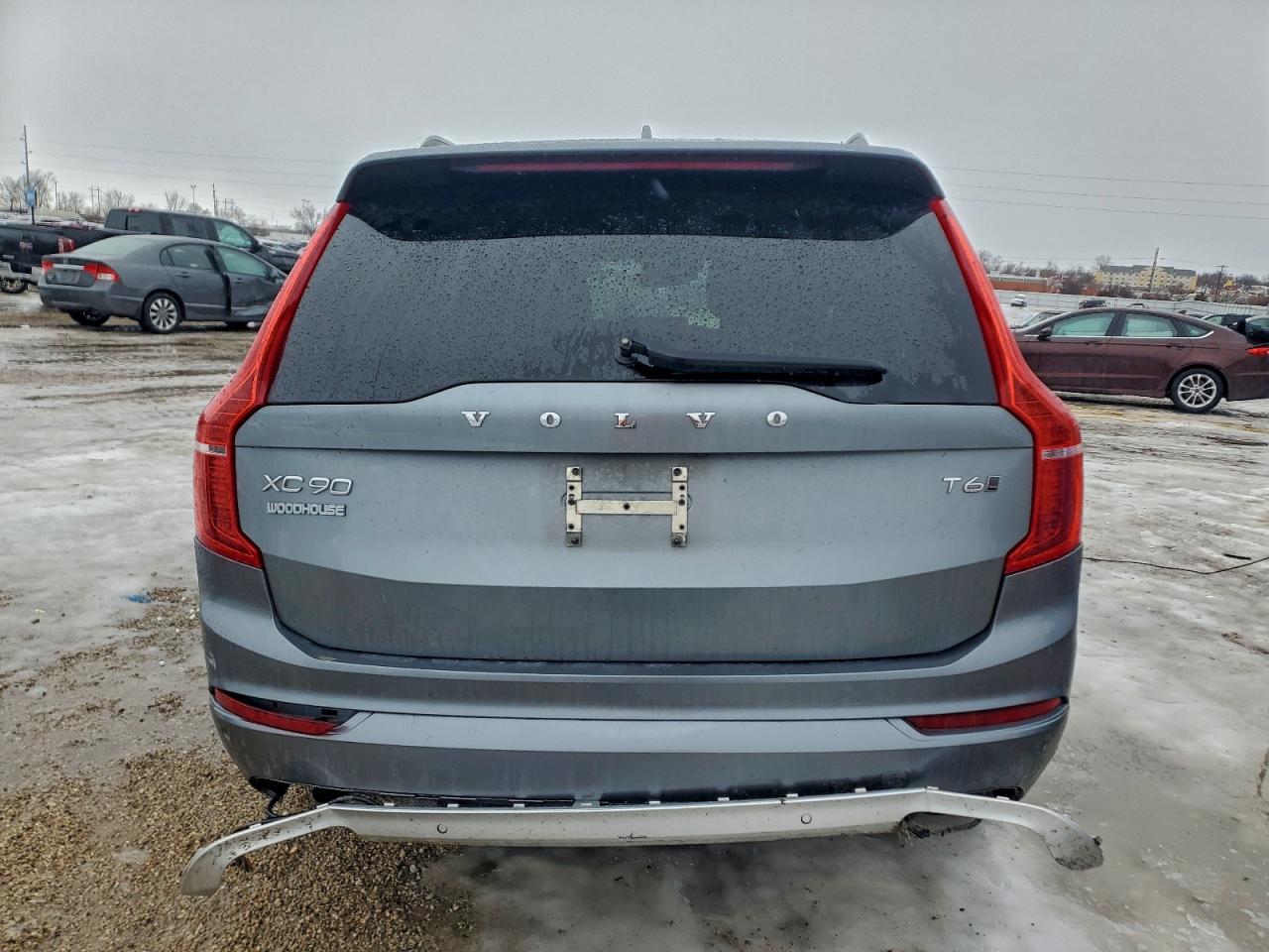 2019 VOLVO XC90 T6 MOMENTUM photo 11