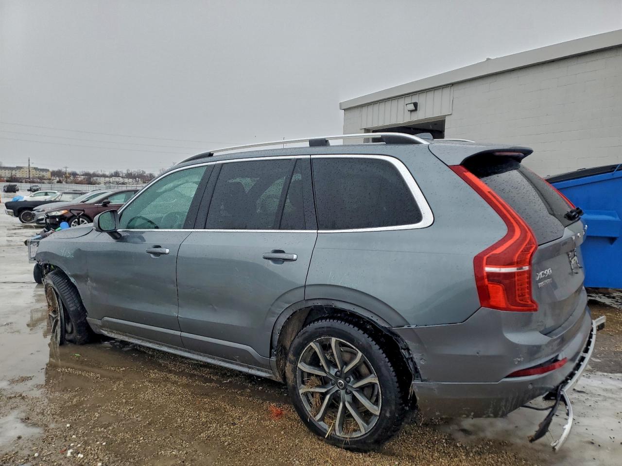 2019 VOLVO XC90 T6 MOMENTUM photo 3