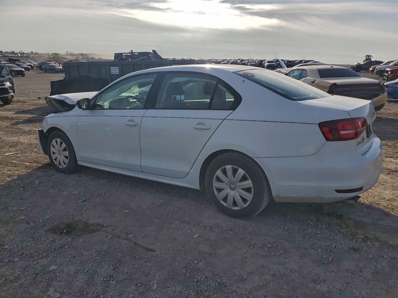 2016 VOLKSWAGEN JETTA S photo 2