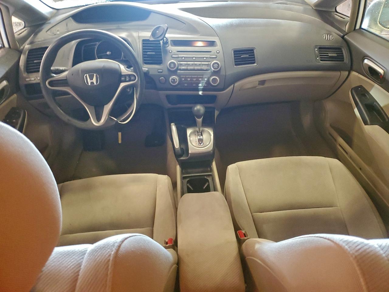 2011 HONDA CIVIC LX photo 8