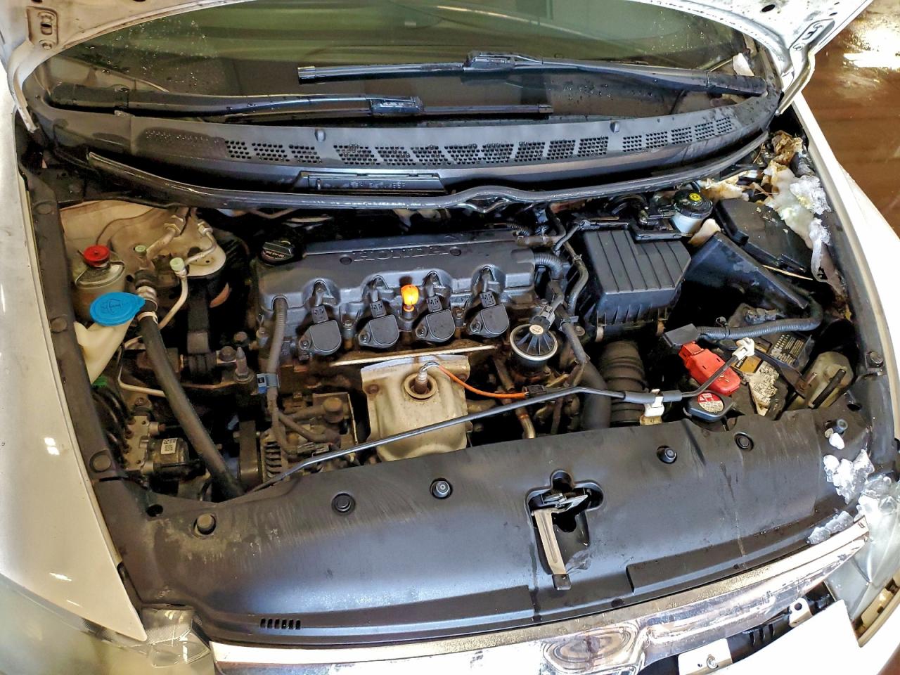 2011 HONDA CIVIC LX photo 11