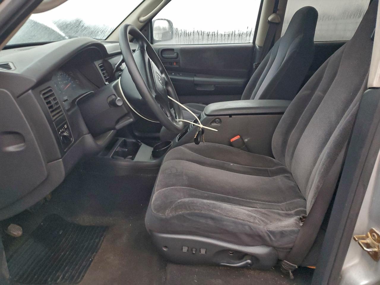 2002 DODGE DAKOTA QUAD SLT photo 7