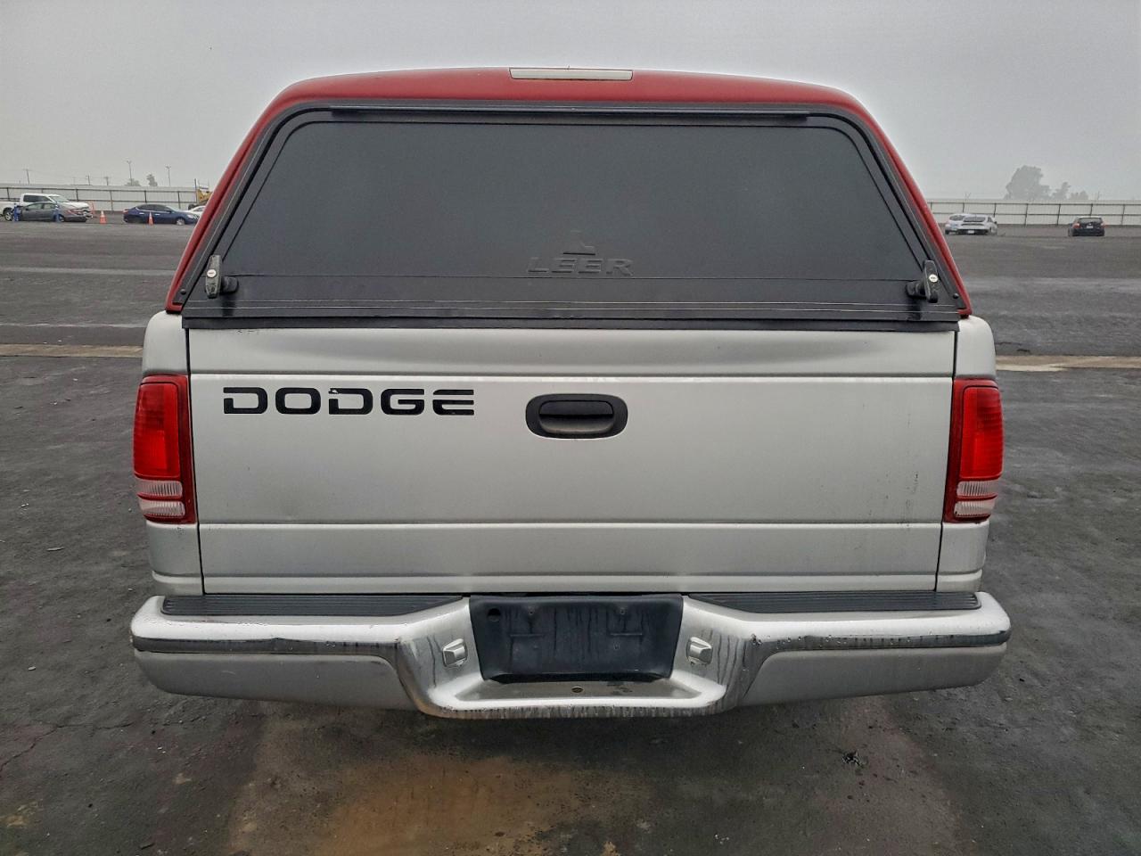2002 DODGE DAKOTA QUAD SLT photo 6