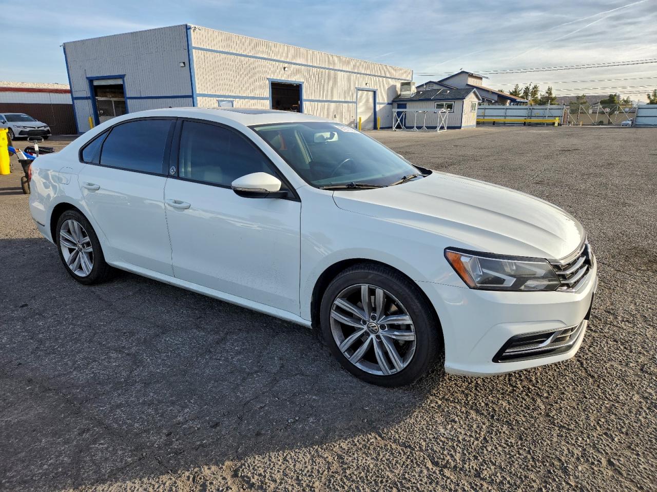 2019 VOLKSWAGEN PASSAT WOLFSBURG photo 7