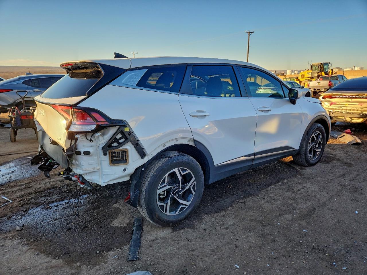 2023 KIA SPORTAGE LX photo 5