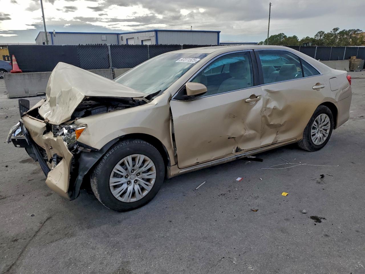 2012 TOYOTA CAMRY
